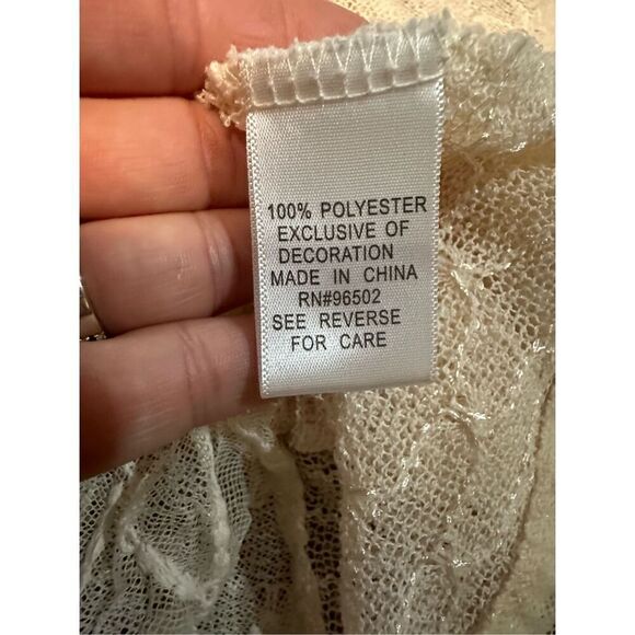Krazy Kat Ivory Cream Open Knit Long Sleeve Button Front Lace hem Top - Picture 9 of 9